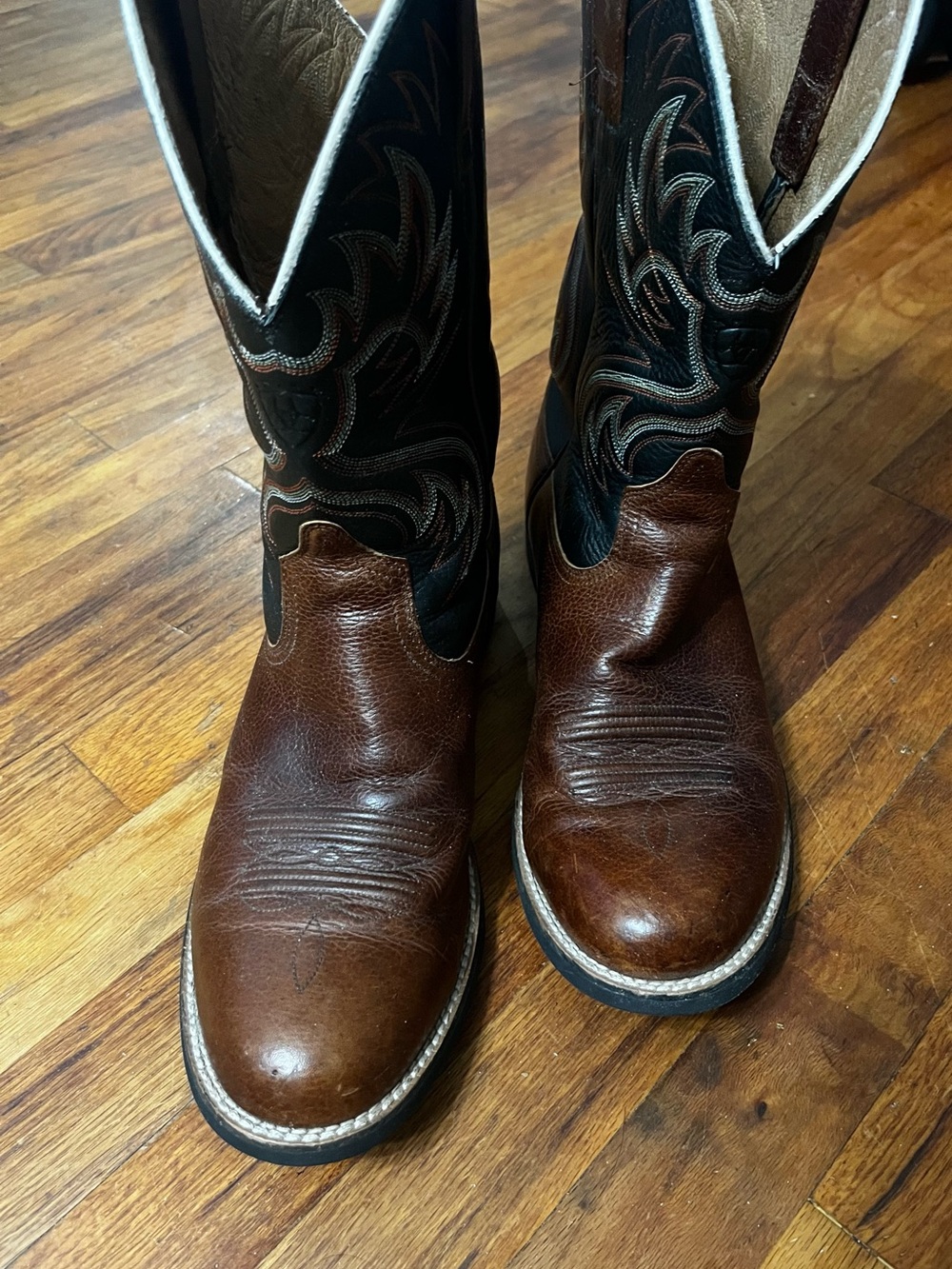 Ariat Brown Leather Western Boots with Black Embroidered Shaft